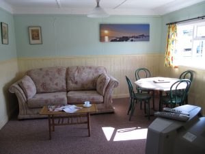 The-Lounge-The-Meadow-Holywell-Bay