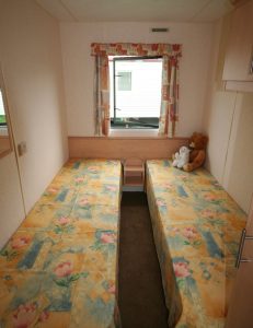 twin bedroom